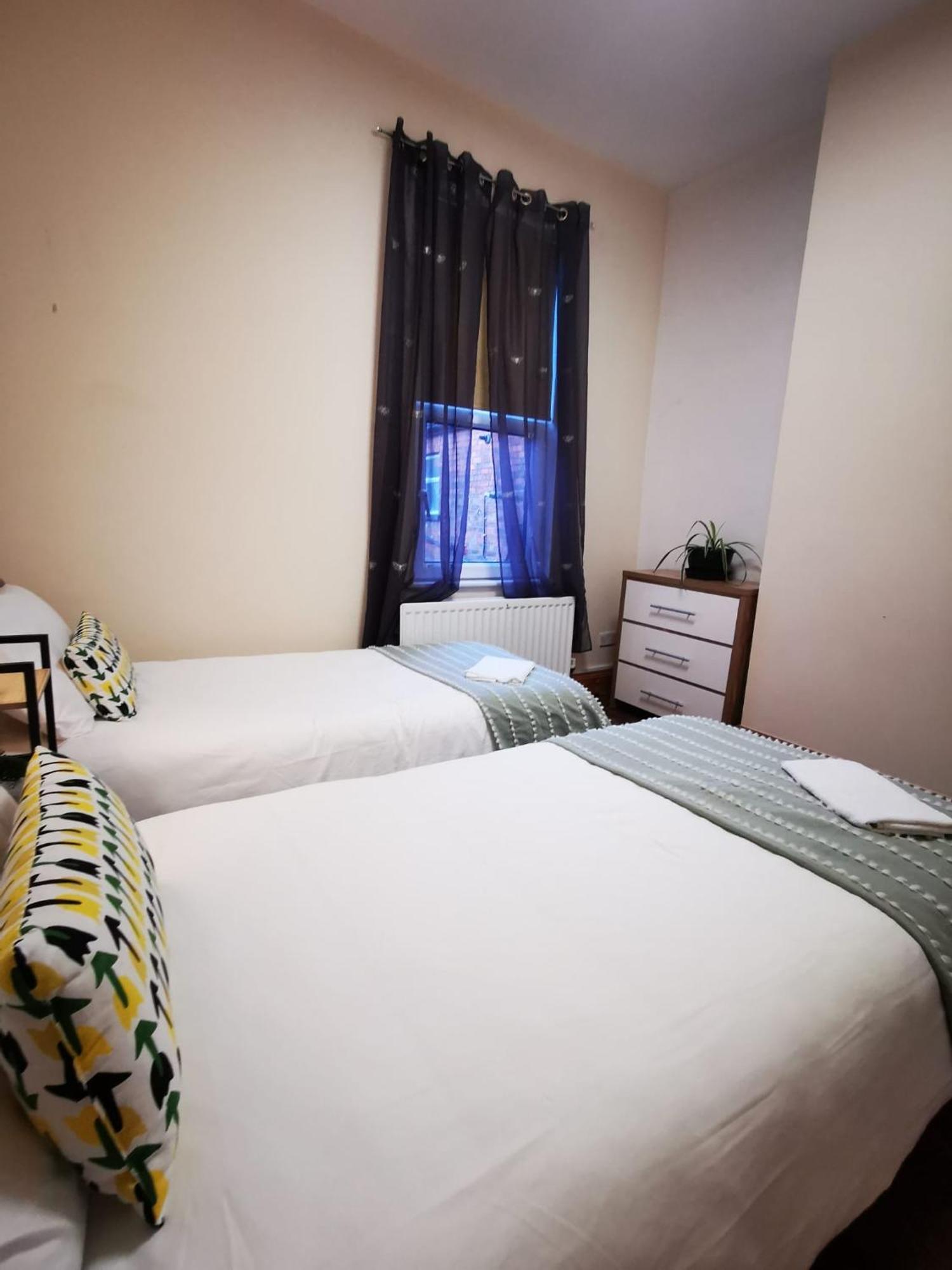 Gr8 Hostel At The Mount Belfast Buitenkant foto