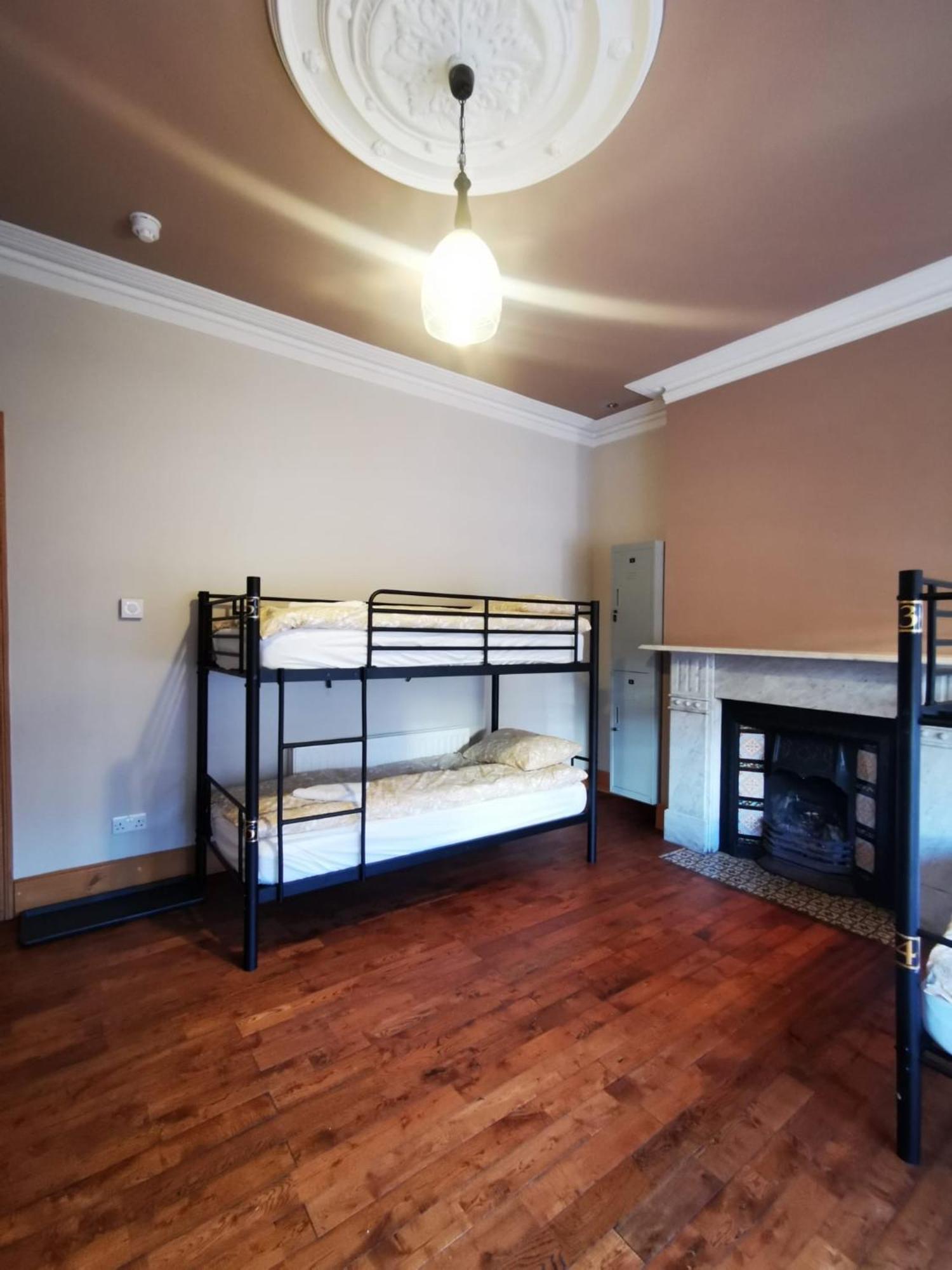 Gr8 Hostel At The Mount Belfast Buitenkant foto
