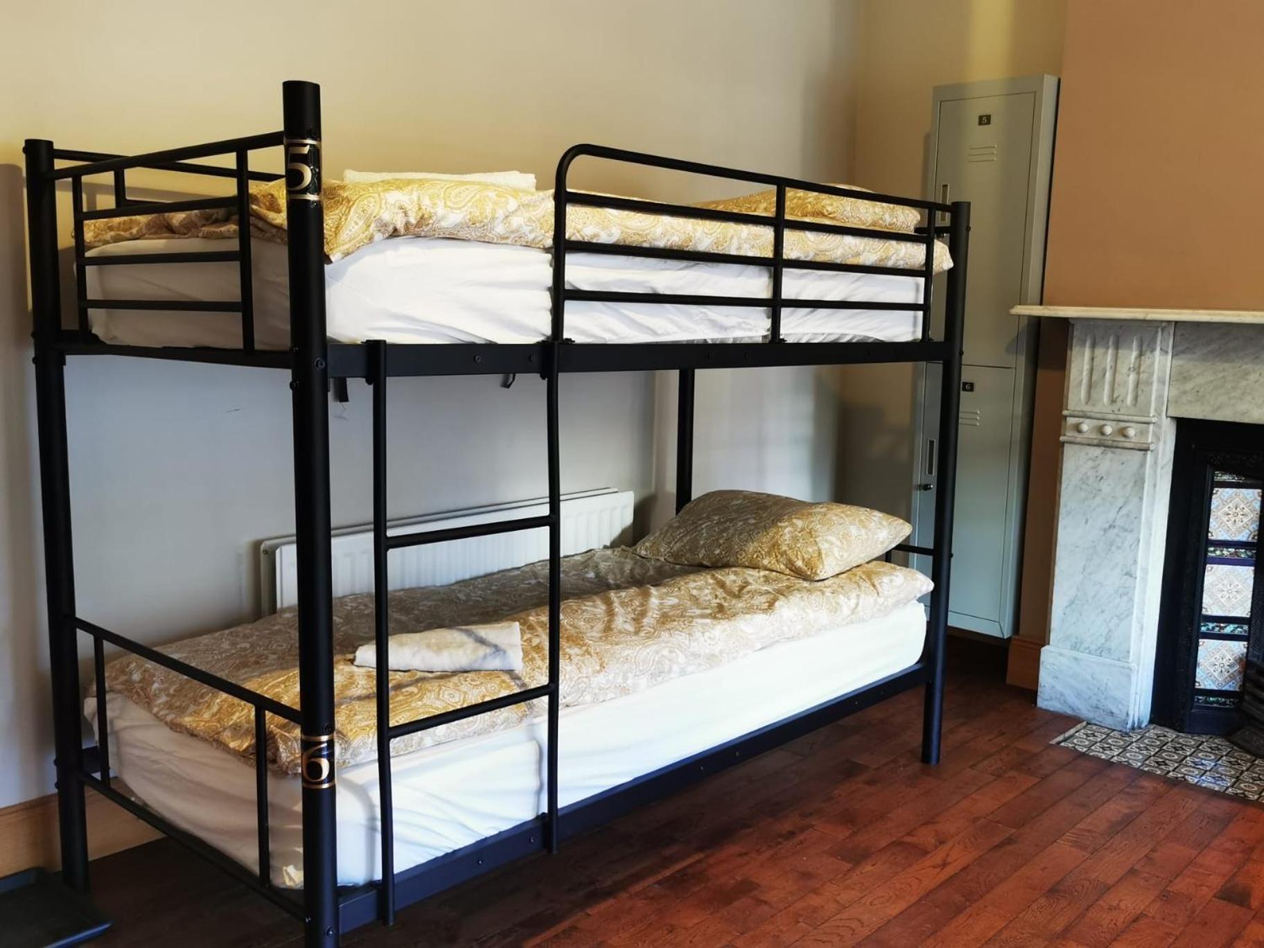 Gr8 Hostel At The Mount Belfast Buitenkant foto